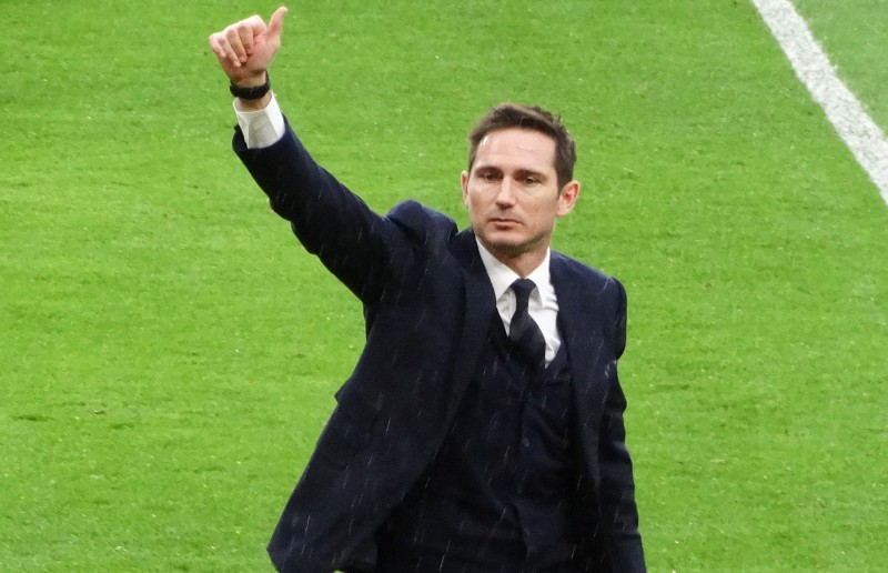 Frank Lampard looks set to replace Sarri as Chelsea manager.