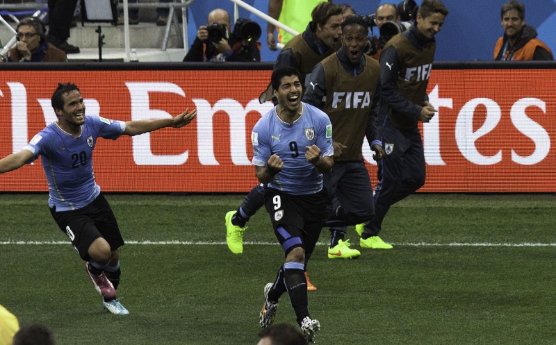 Luis Suarez celebrating for Uruguay